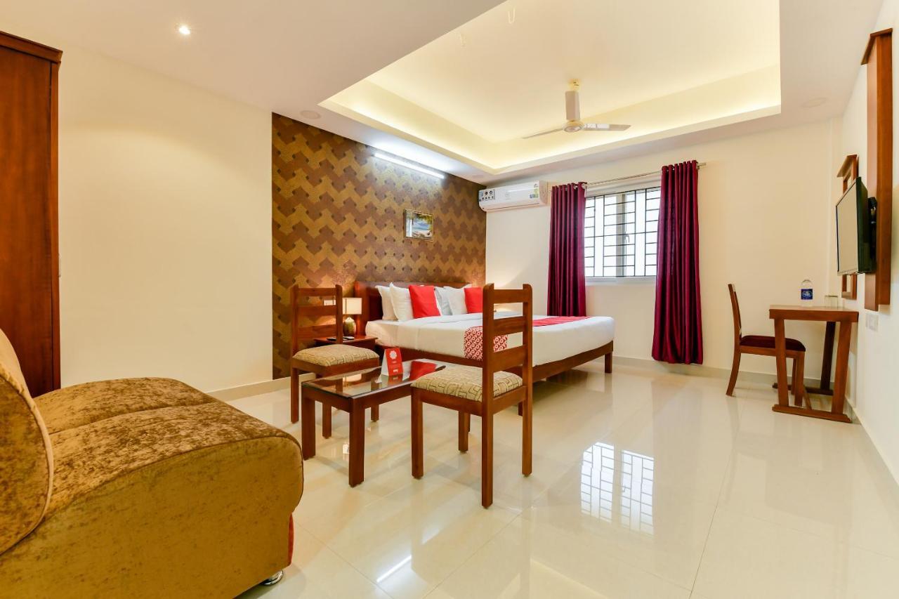 Hotel Hilite Inn Kochi Buitenkant foto