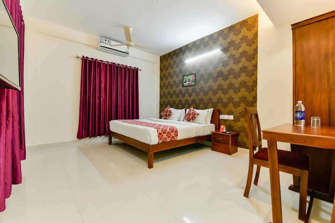 Hotel Hilite Inn Kochi Buitenkant foto