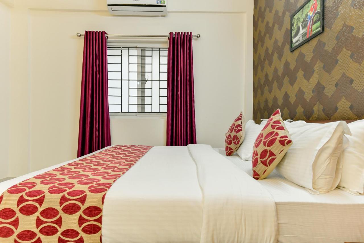 Hotel Hilite Inn Kochi Buitenkant foto