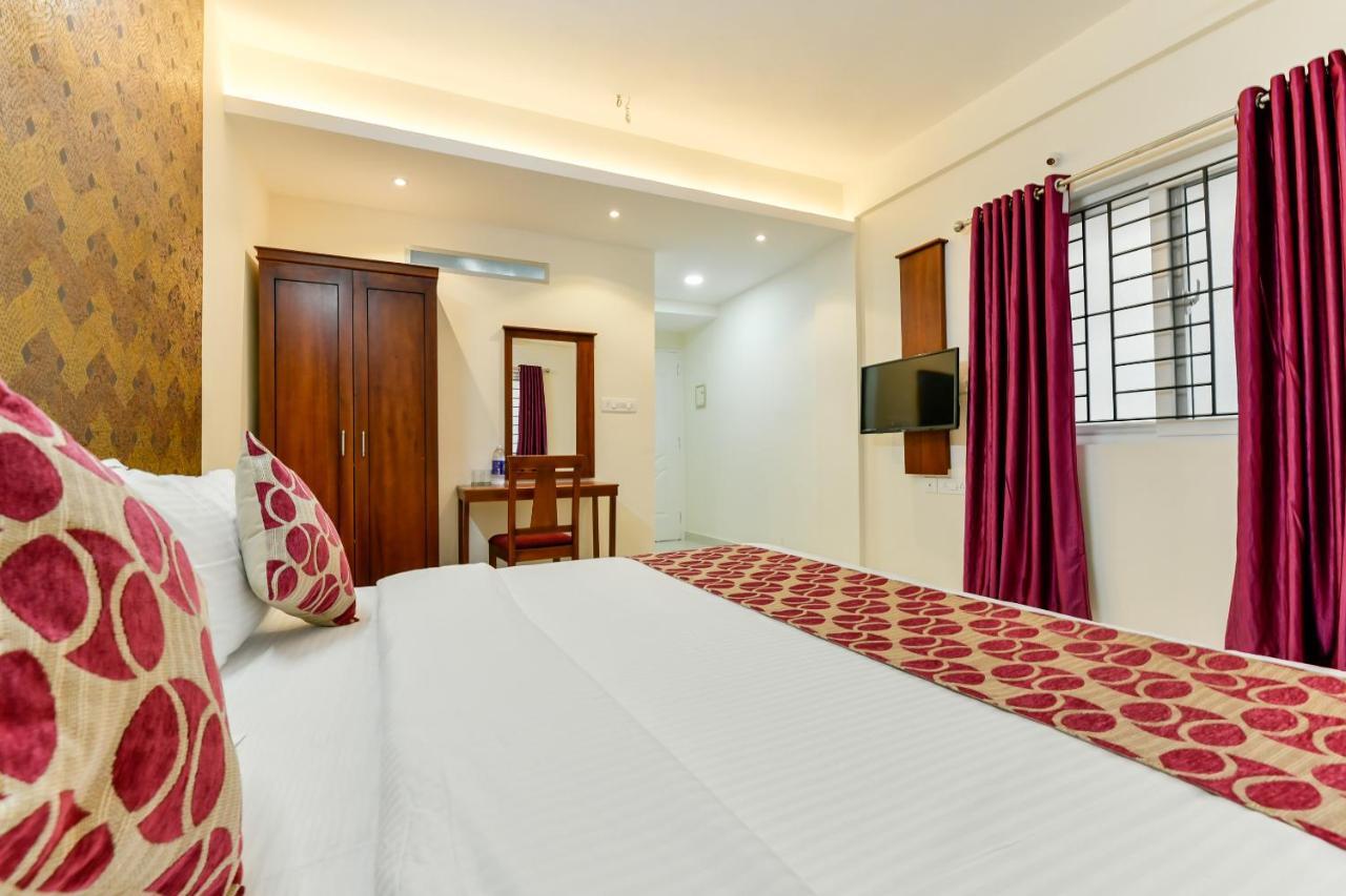 Hotel Hilite Inn Kochi Buitenkant foto