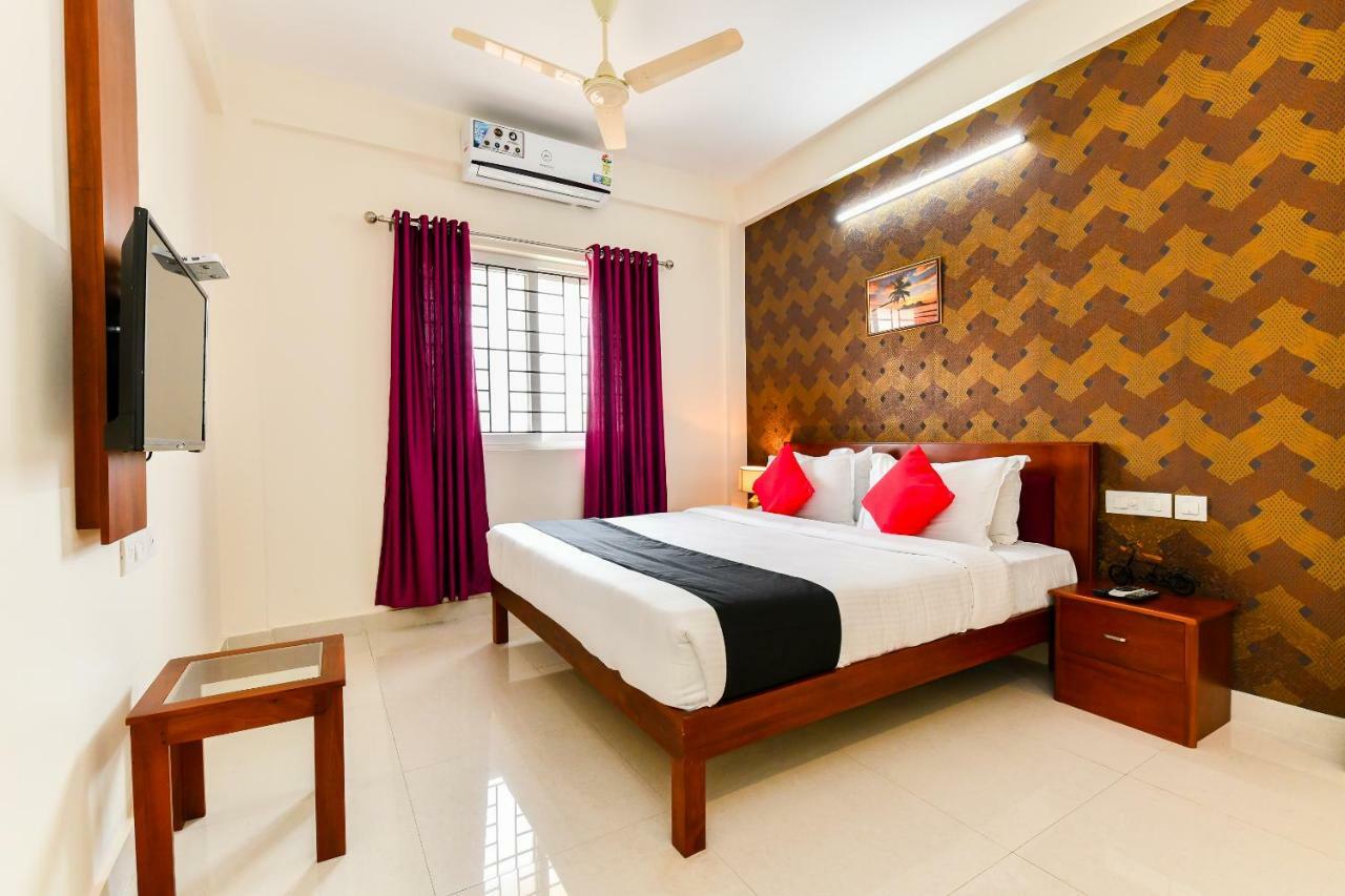 Hotel Hilite Inn Kochi Buitenkant foto